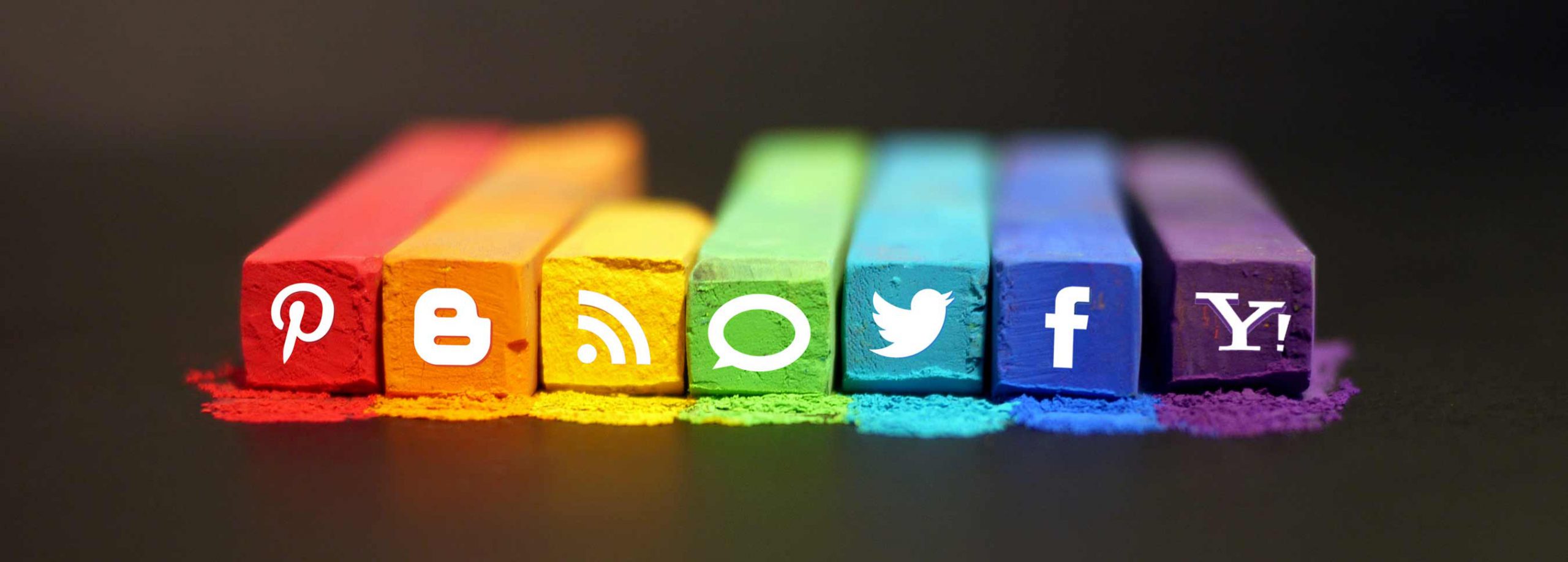 8 مزیت استفاده از بازاریابی رسانه های اجتماعی برای کسب وکارها